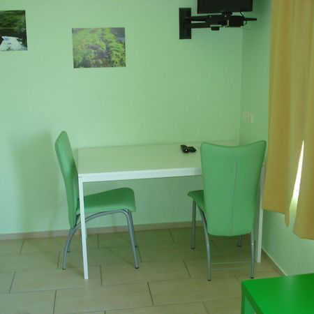 Vinland Guesthouse Egilsstadir Quarto foto