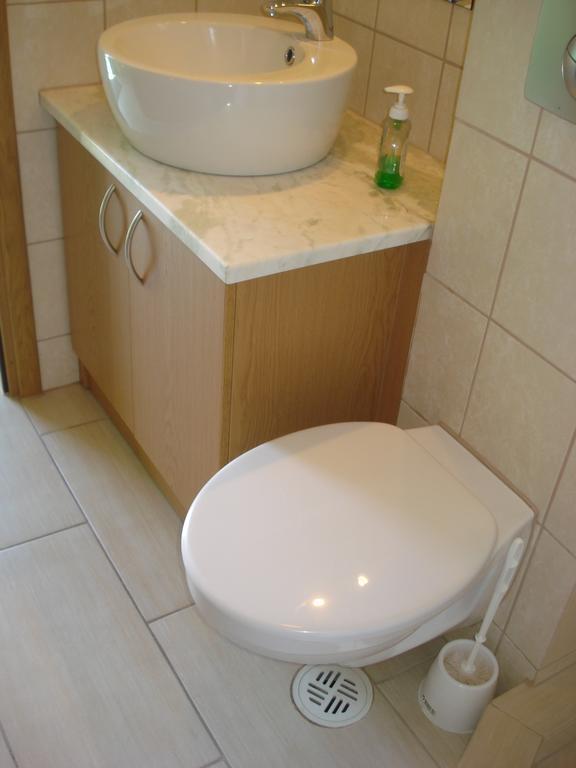Vinland Guesthouse Egilsstadir Quarto foto